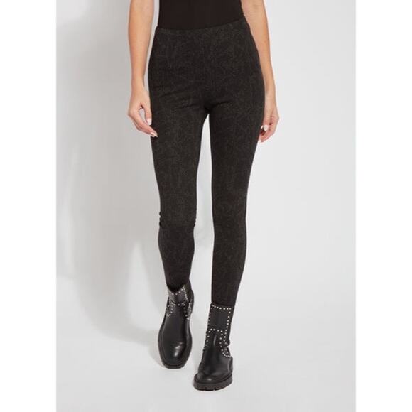 Lyssé Pants - LYSSE | Laura Snakeskin Legging | L